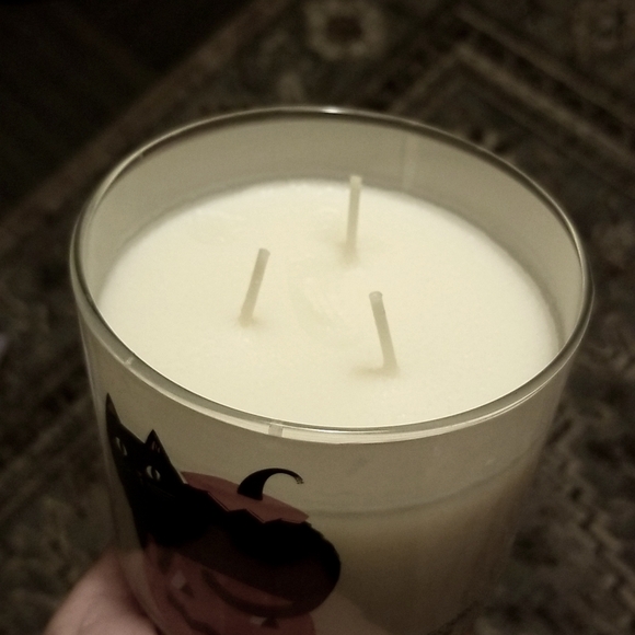 Ghoulish Gourd 14oz Scented Candle, Halloween Candle, Fall Candle, 3 Wick Candle - Picture 3 of 3